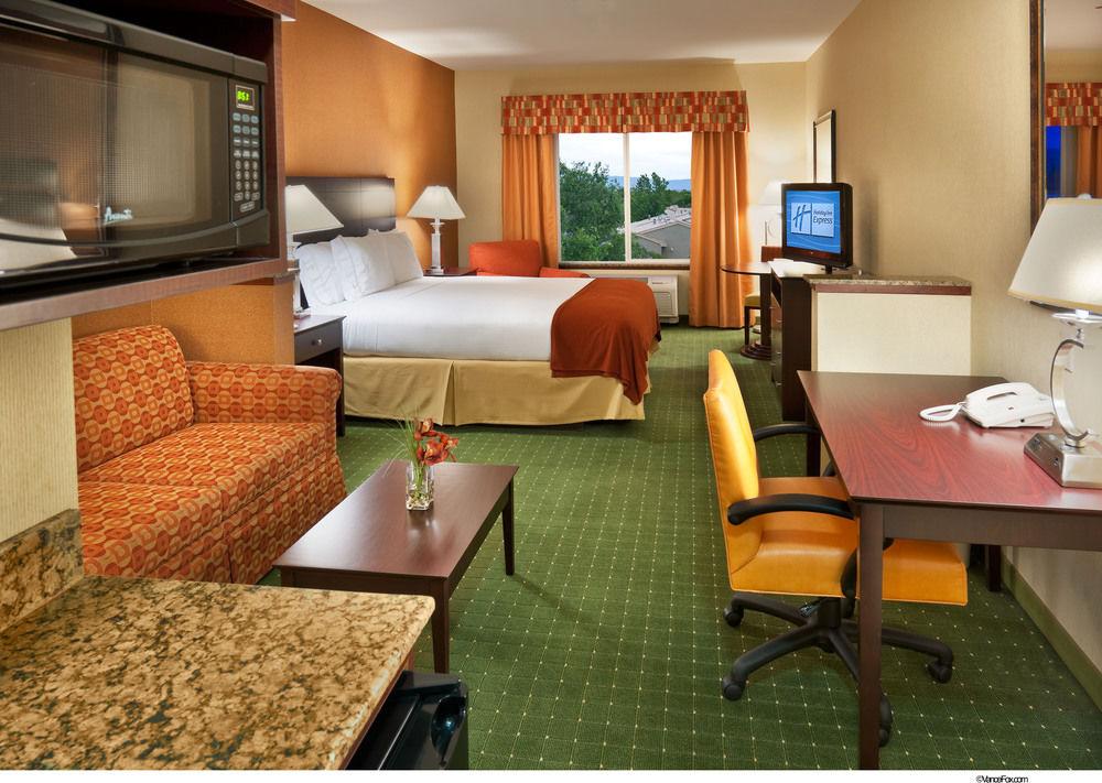 Holiday Inn Express Reno Airport By Ihg Dış mekan fotoğraf
