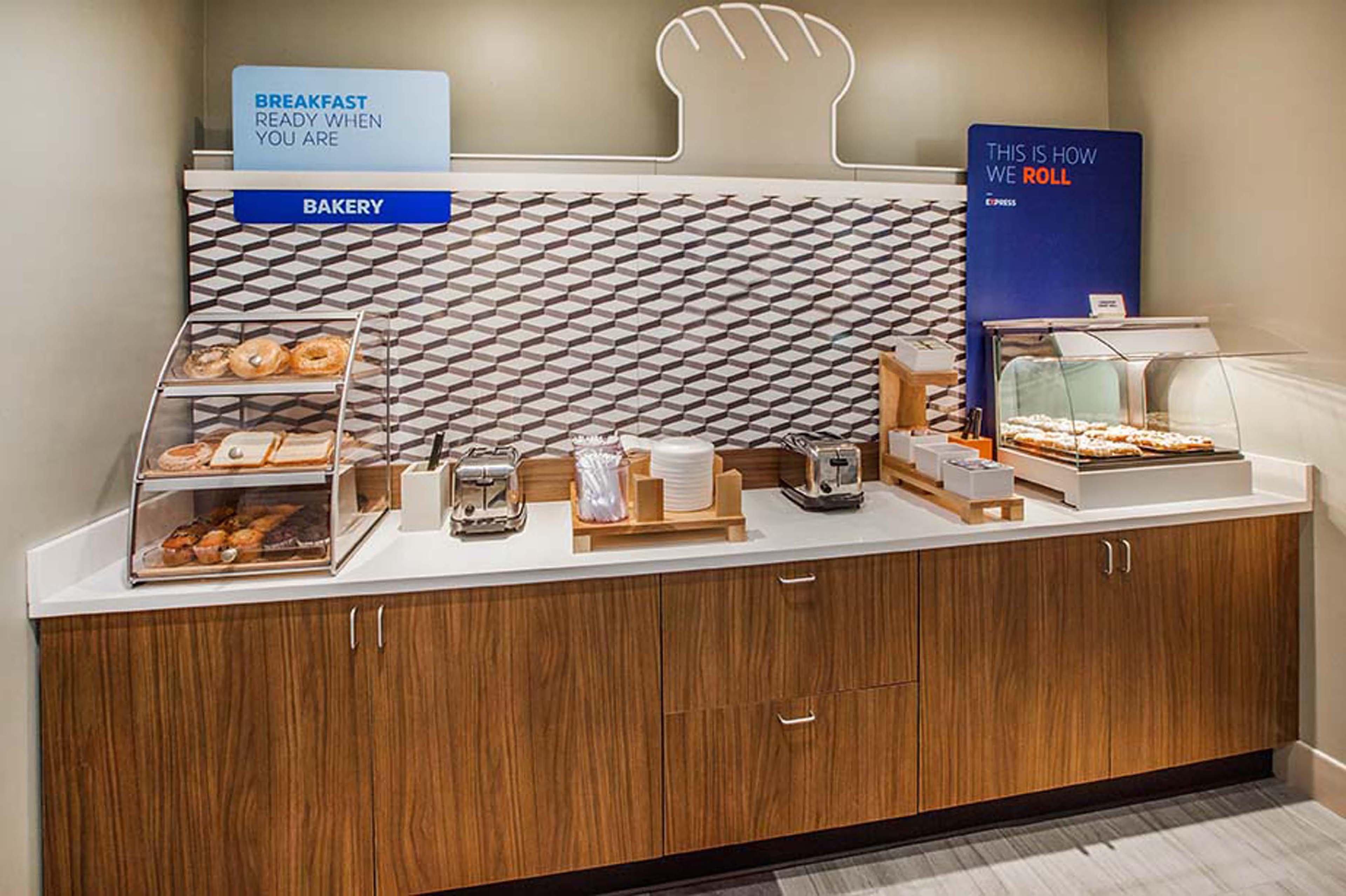 Holiday Inn Express Reno Airport By Ihg Dış mekan fotoğraf